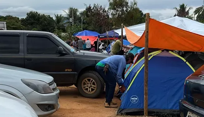 Atingidos pela tragédia de Mariana fazem acampamento em Baixo Guandu e cobram retomada de auxílio