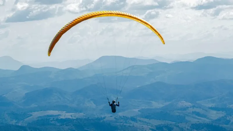 Atletas de seis países vão atravessar Baixo Guandu, Pancas e mais 14 cidades pelas montanhas e de parapente