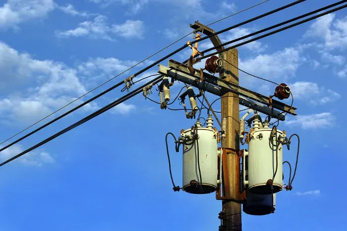 Ladrões furtam transformador e deixam moradores sem energia em Itapina, interior de Colatina