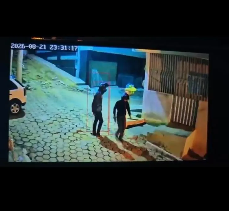 Vídeo mostra momento do assassinato de homem dentro de casa em cidade do Noroeste do ES