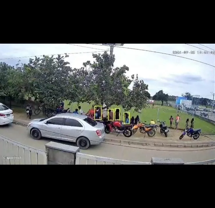 VÍDEO: jogador é perseguido e baleado pouco antes de entrar em campo em Linhares