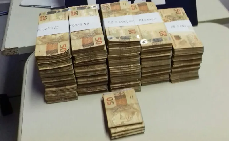 Vendas canceladas e produtos fora do sistema: suspeita de desvio envolve mais de R$ 30 mil em loja de Colatina