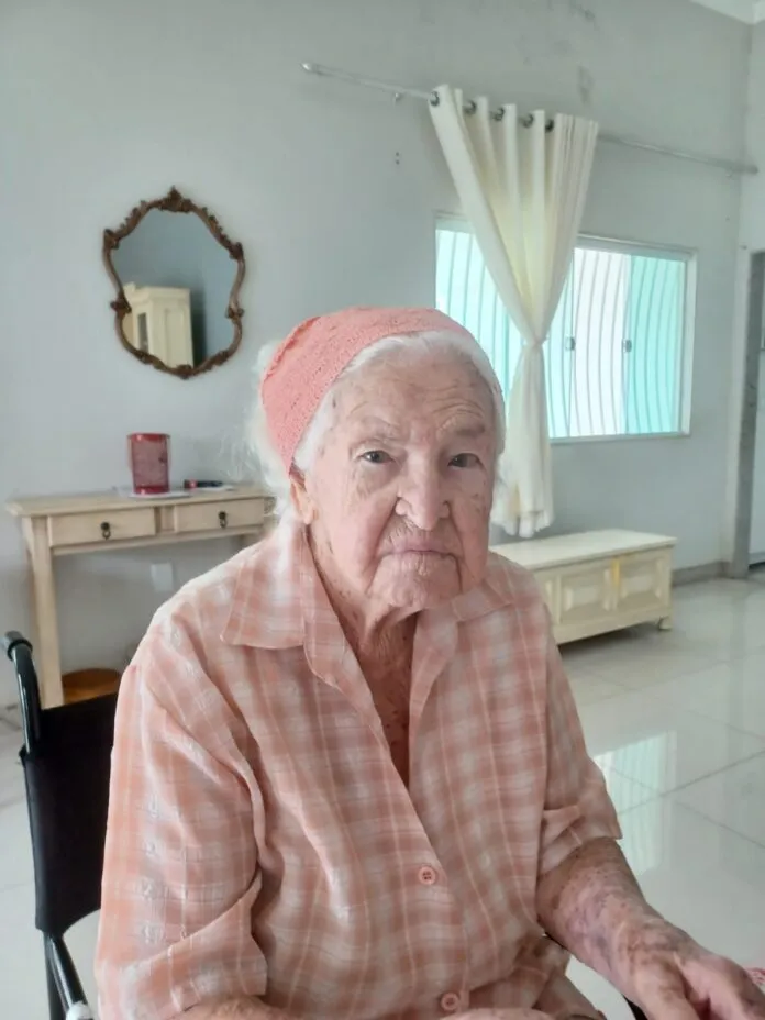 Morre aos 100 anos Kasimira Glazar, primeira-dama do primeiro prefeito eleito de São Gabriel da Palha